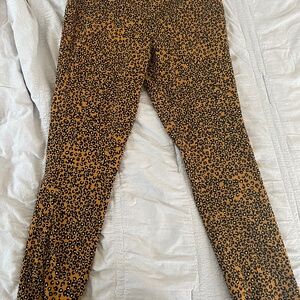 WHO WHAT WEAR Cropped high rise stretch pant size 8
